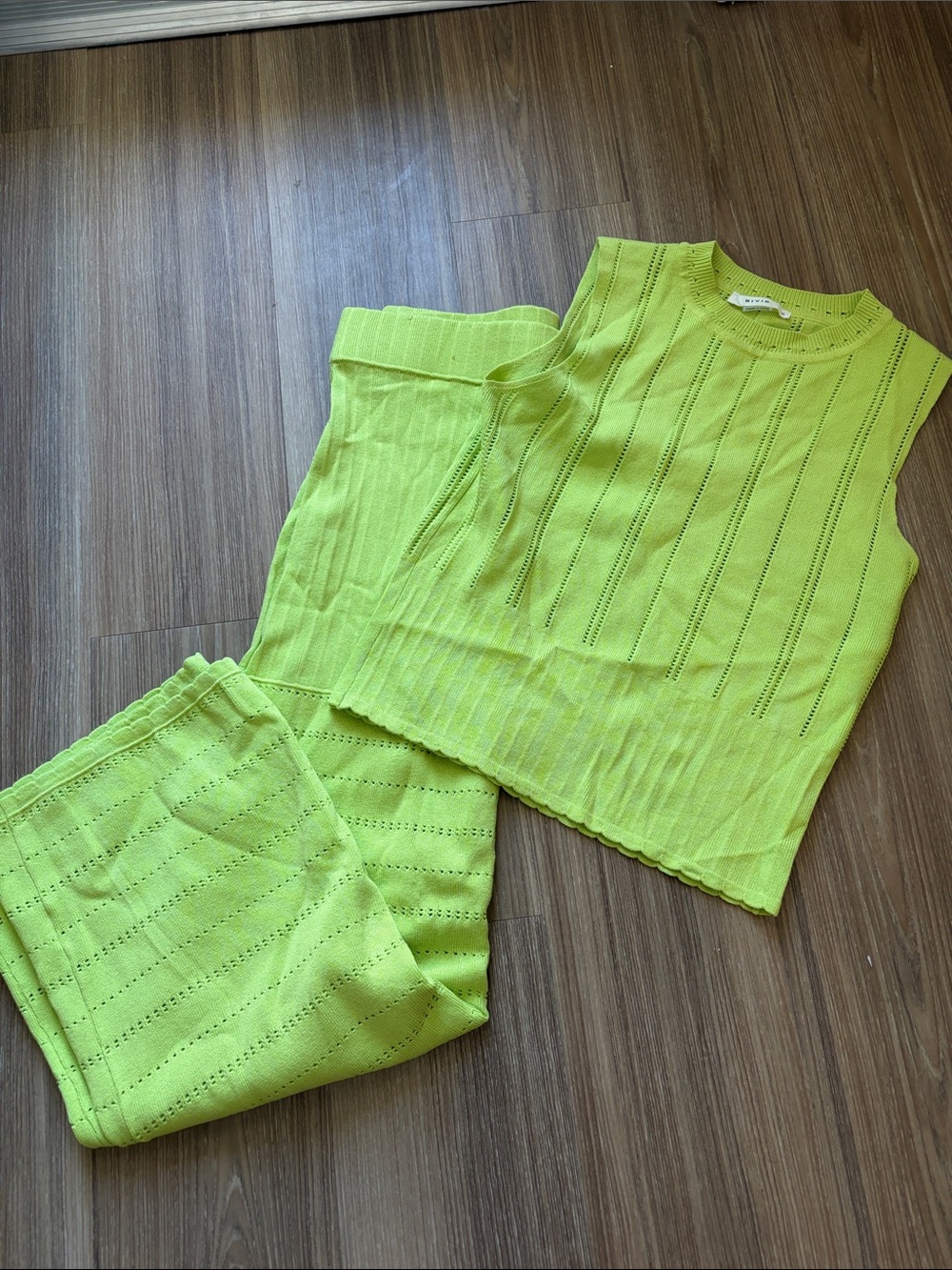 Sleeveless Knit Top & Skirt Set - Neon Lime